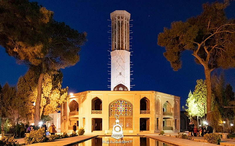 باغ دولت آباد یزد