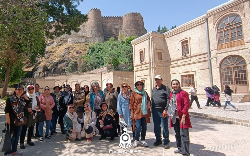 تور گروهی لرستان