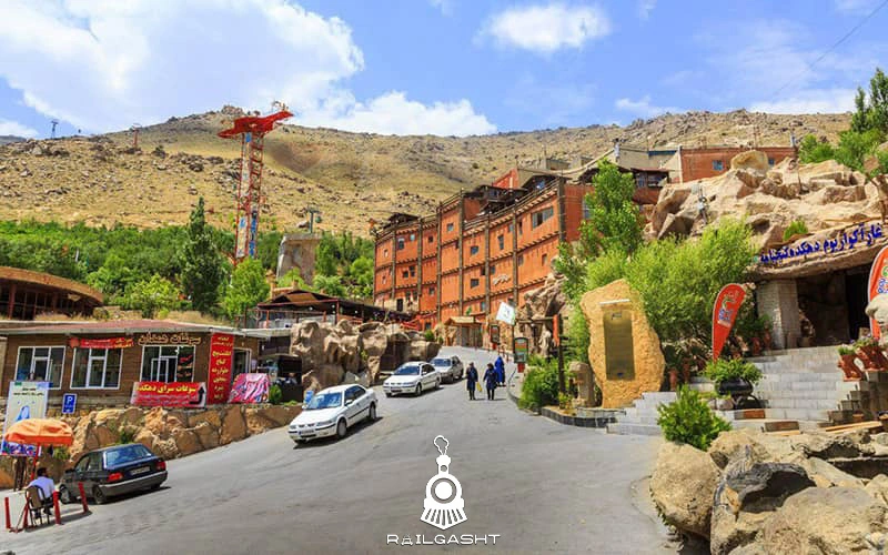 دهکده گردشگری گنجنامه