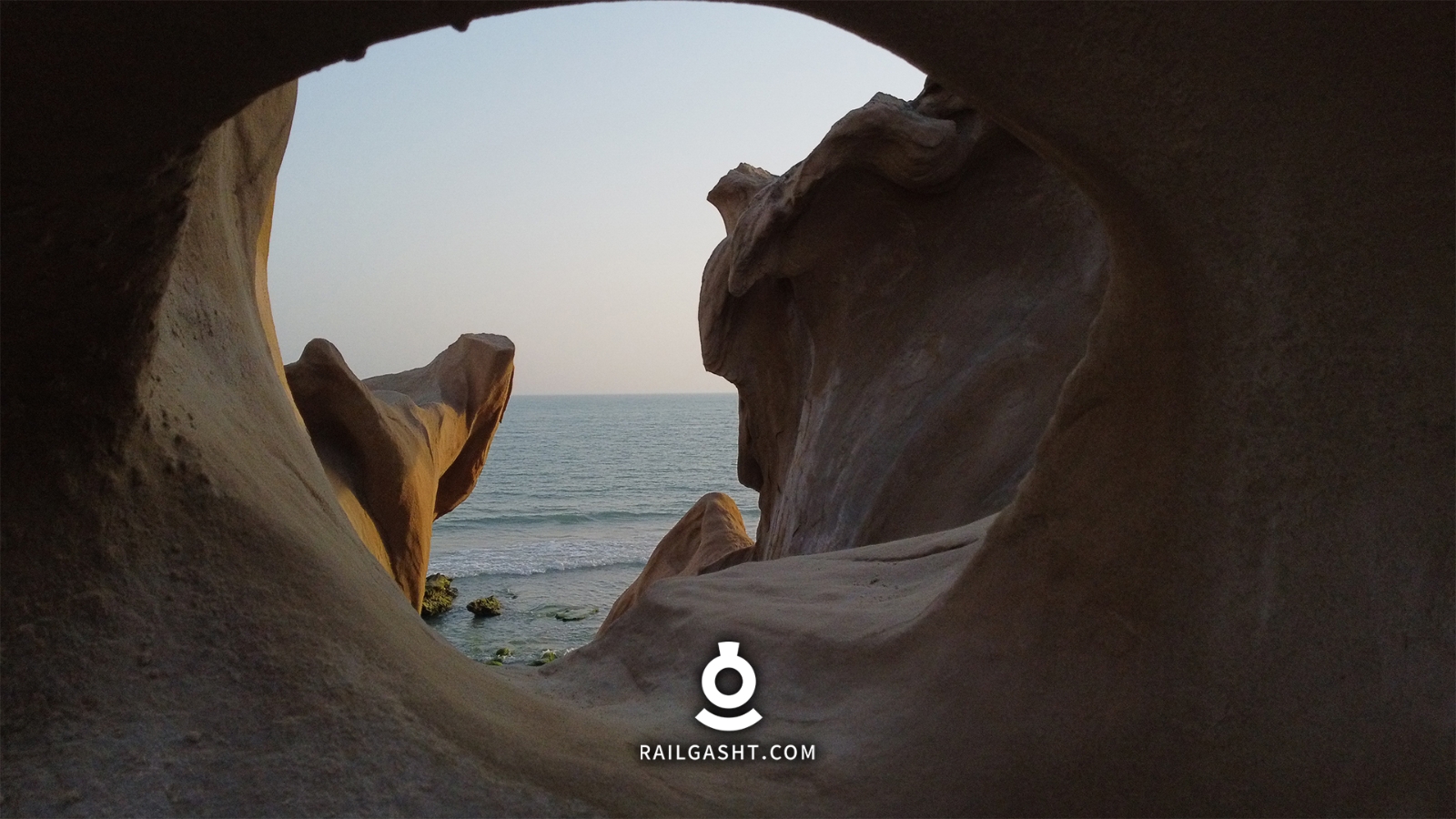 سفر به پارسیان - تور پارسیان ریل گشت